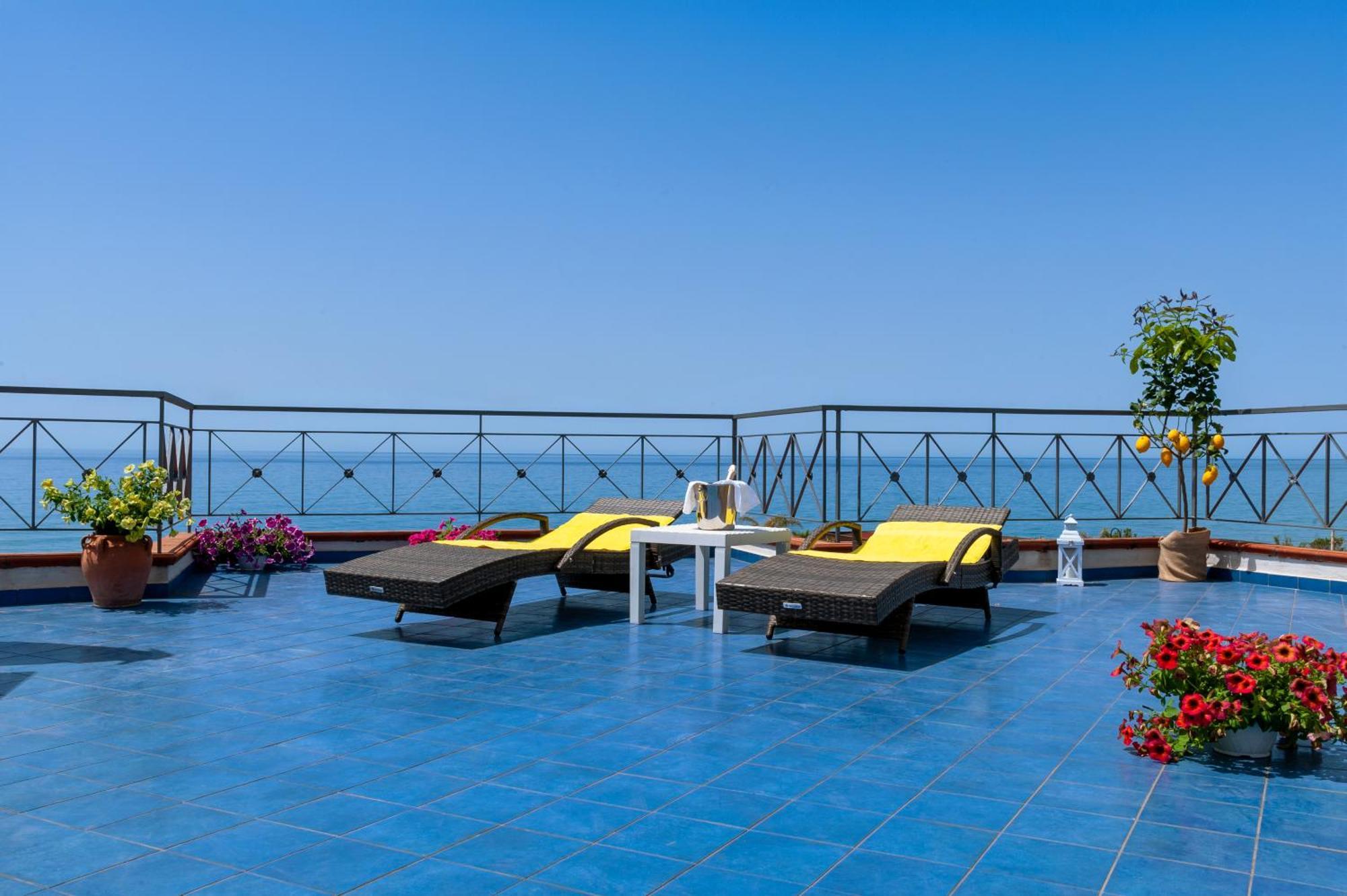 Casa Vacanza Alice & Mari Ascea Zewnętrze zdjęcie
