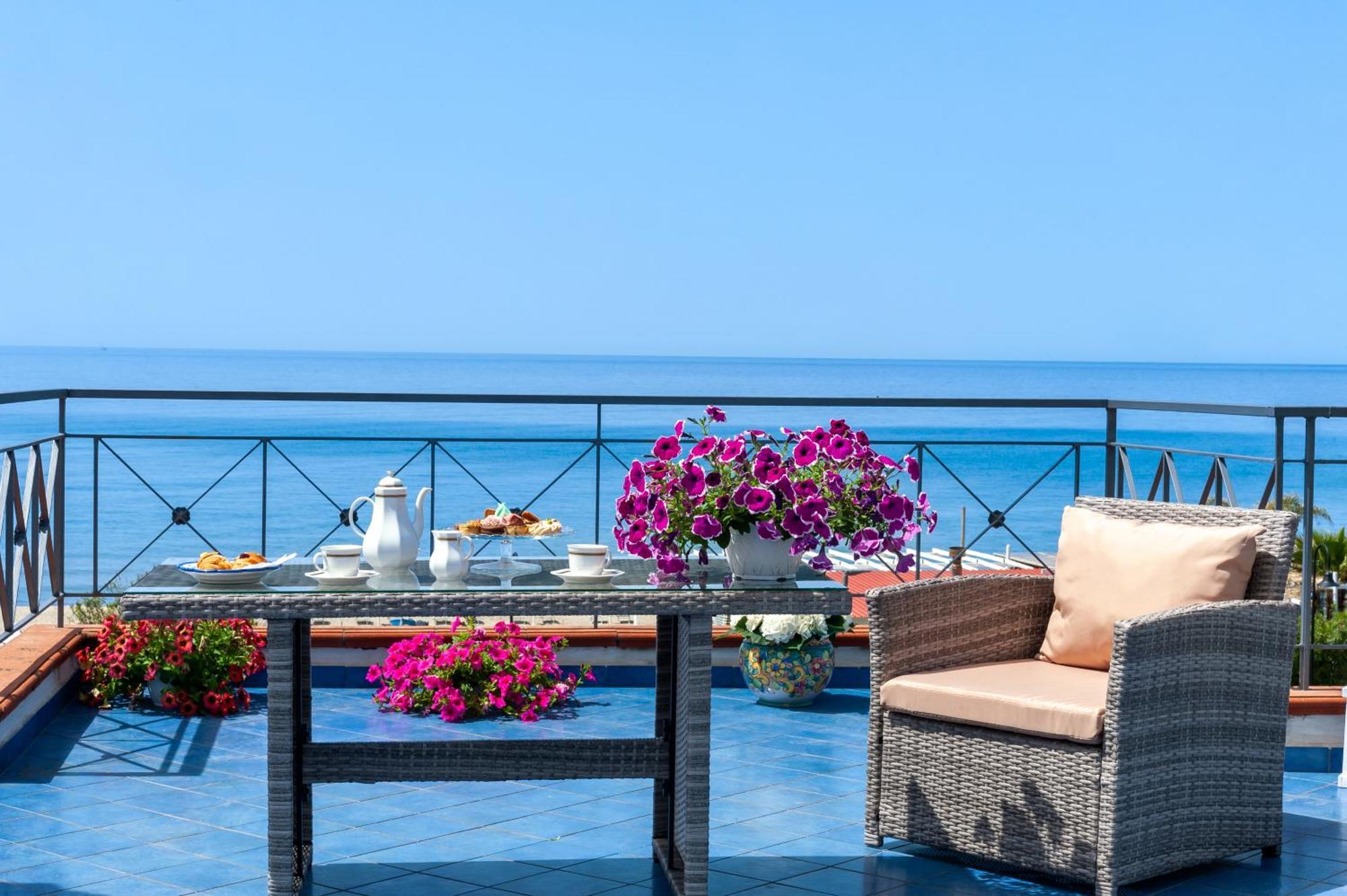 Casa Vacanza Alice & Mari Ascea Zewnętrze zdjęcie