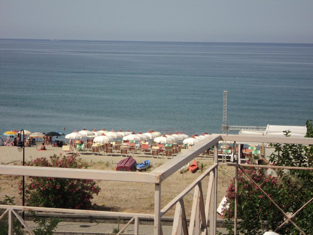 Casa Vacanza Alice & Mari Ascea Zewnętrze zdjęcie