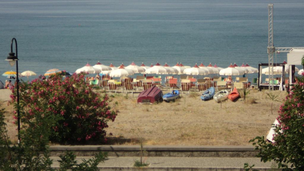 Casa Vacanza Alice & Mari Ascea Zewnętrze zdjęcie